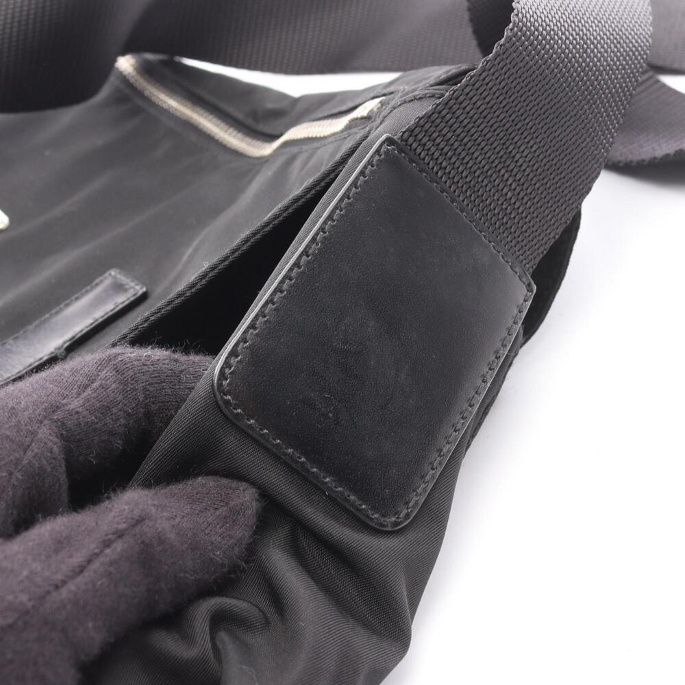PRADA Black Leather Saffiano Shoulder Bag - Picture 7 of 9